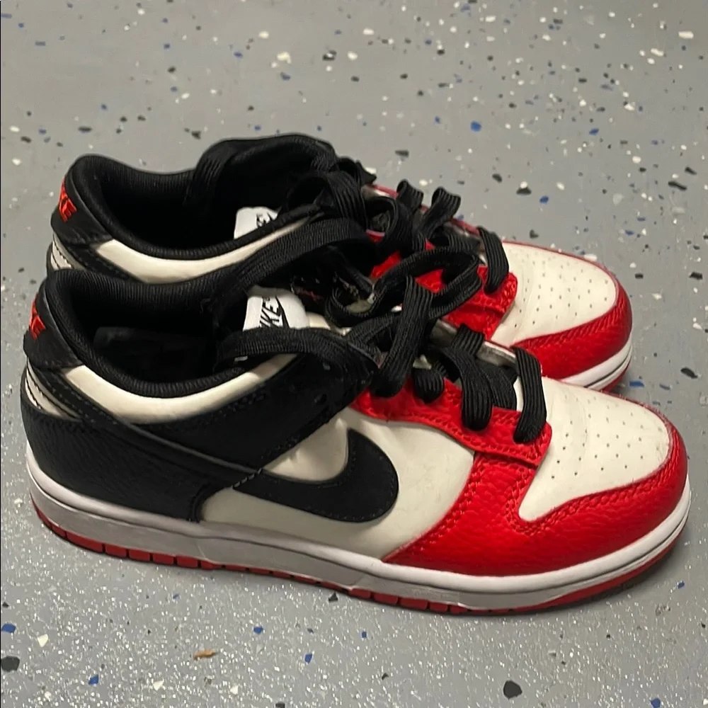 Nike Kids Sneakers in White, Red, and Black